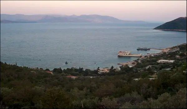 Agia-Marina-Port600