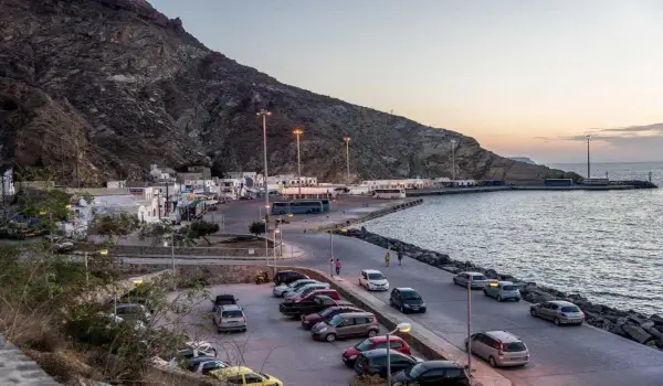 Athinios-Port600